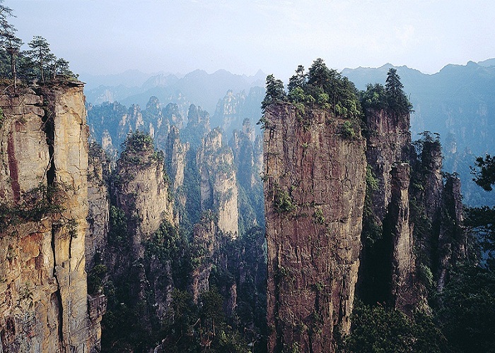 HuangShan-Mountains-UNESCO-site-in-China-China-Holidays.jpg
